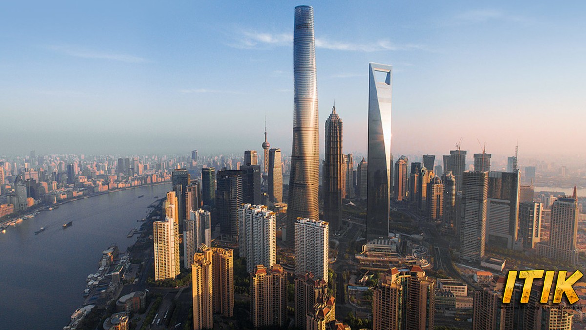 Shanghai Tower: Ikon Arsitektur Gedung Tertinggi di Dunia