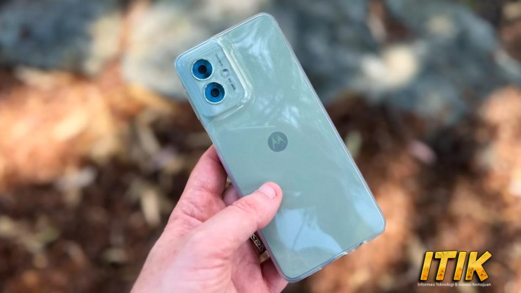 Motorola Moto G55 5G, Tampang Simpel Performa Ngebut!