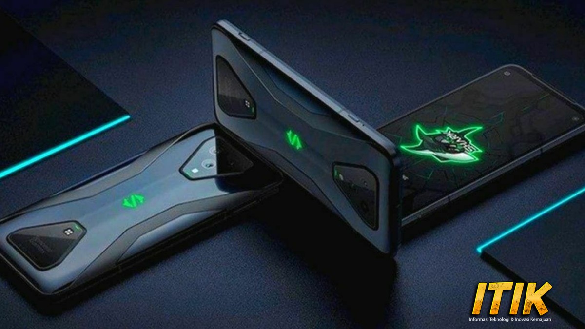 Black Shark 4 Si Kecil Bertenaga Buas untuk Gamer Serius!