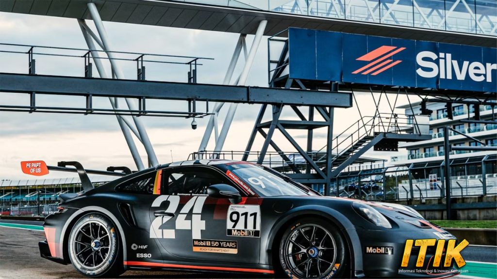 Kehebatan Porsche 911 Super yang Tak Lekang Waktu