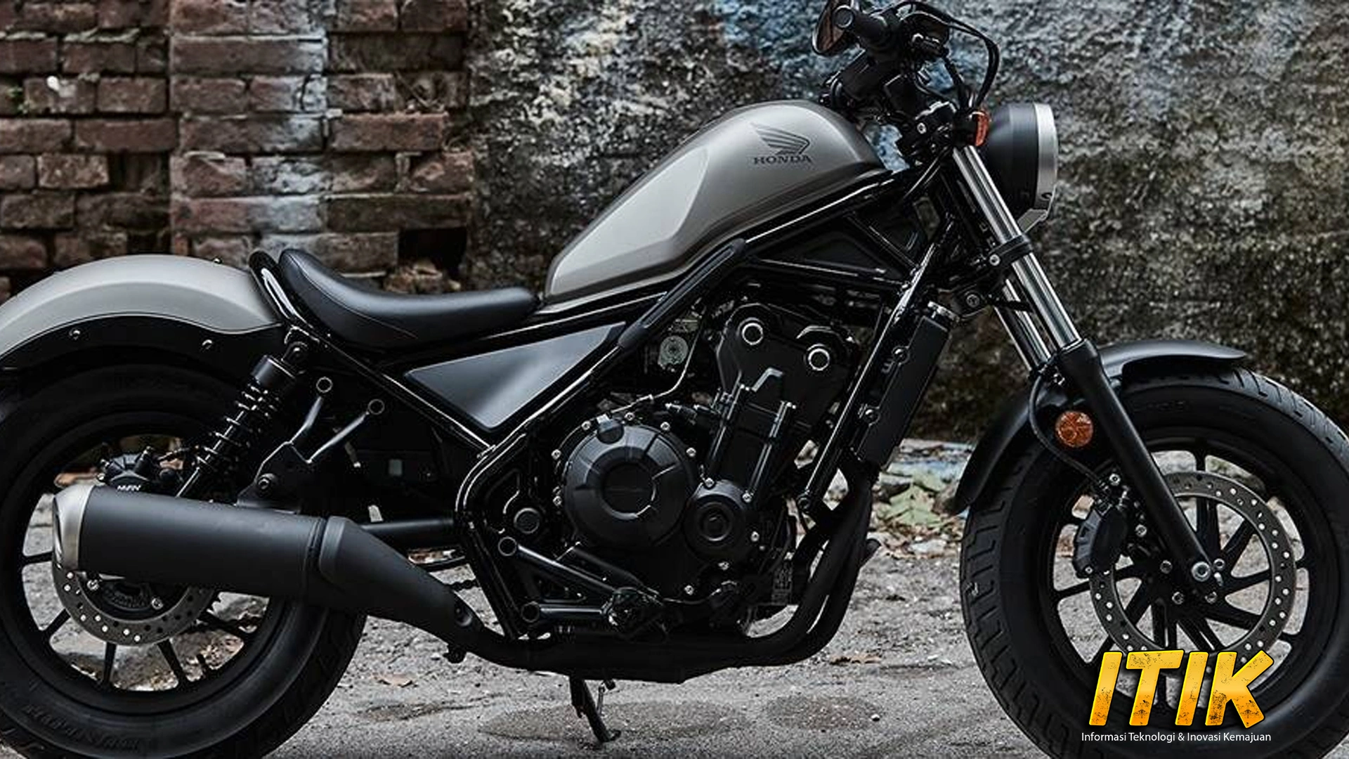 Honda Rebel 1 Motor Cruiser yang Bikin Jatuh Hati!