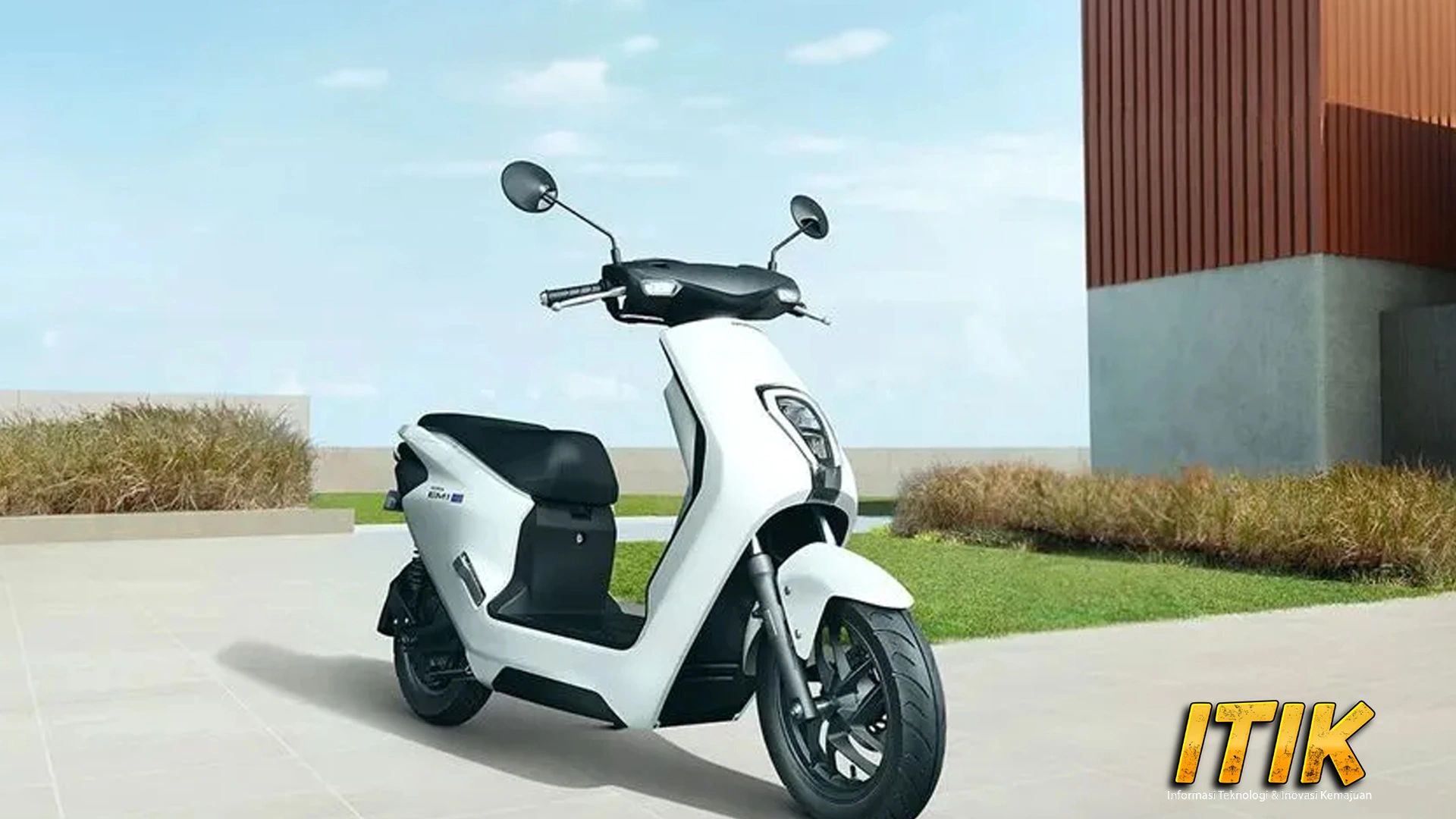 Honda EM1 e: Bikin Tetangga Iri Sama Motormu