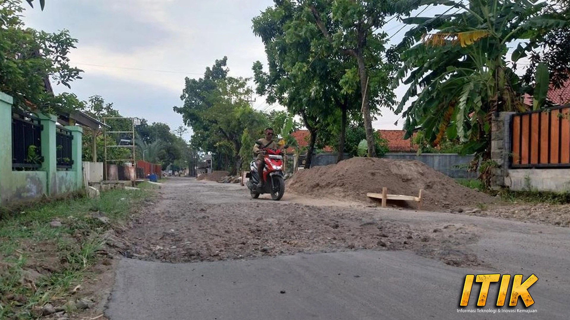 Majalengka Genjot Perbaikan Jalan 254 Titik Rusak