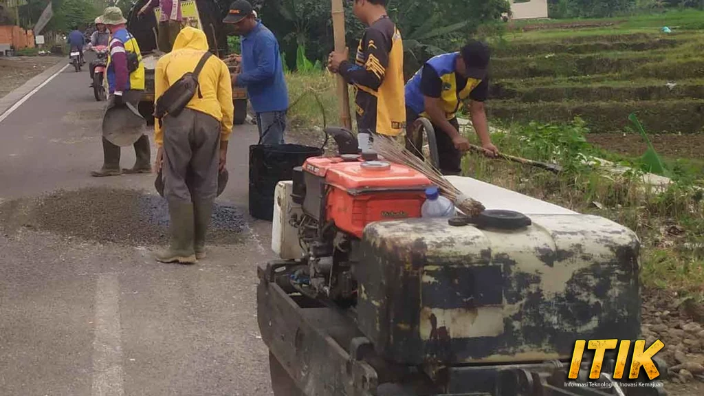 Majalengka Genjot Perbaikan Jalan 254 Titik Rusak